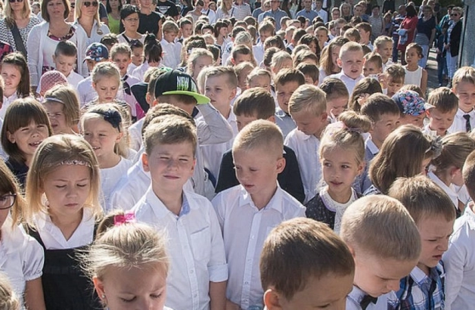 {W Olsztynie rusza uzupełniająca rekrutacja do szkół podstawowych.}